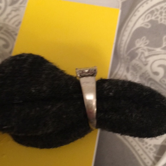 Wedding ring - Picture 5 of 5